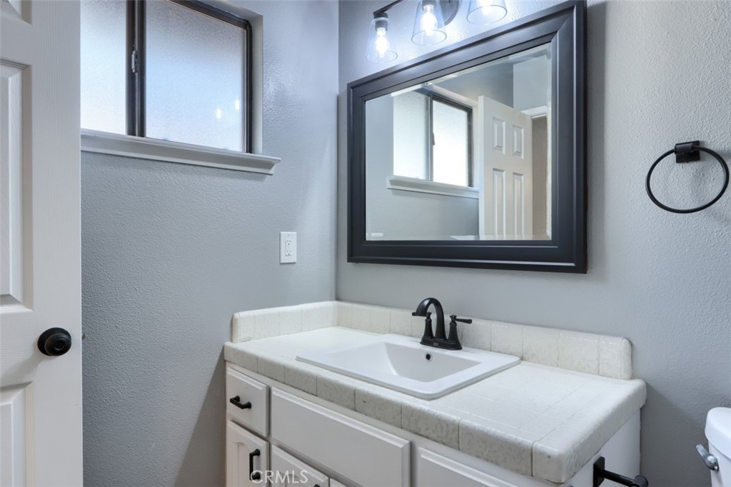 42571 Long Hollow Dr, Coarsegold, CA 93614