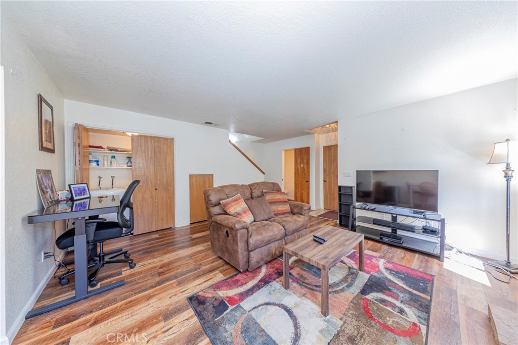 49400 River Park Rd #37, Oakhurst, CA 93644