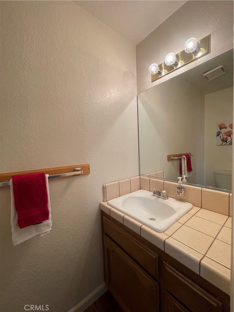 49400 River Park Rd #37, Oakhurst, CA 93644