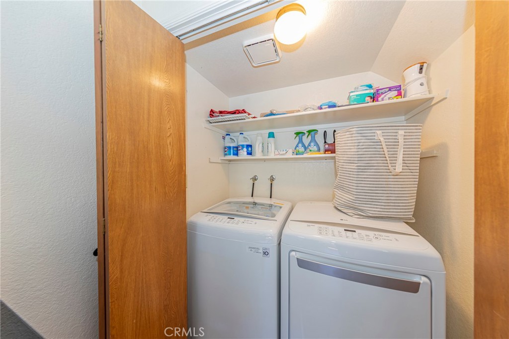 49400 River Park Rd #37, Oakhurst, CA 93644