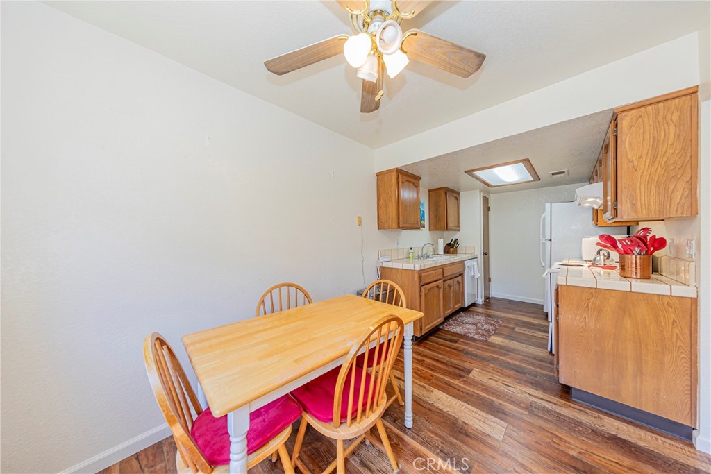 49400 River Park Rd #37, Oakhurst, CA 93644