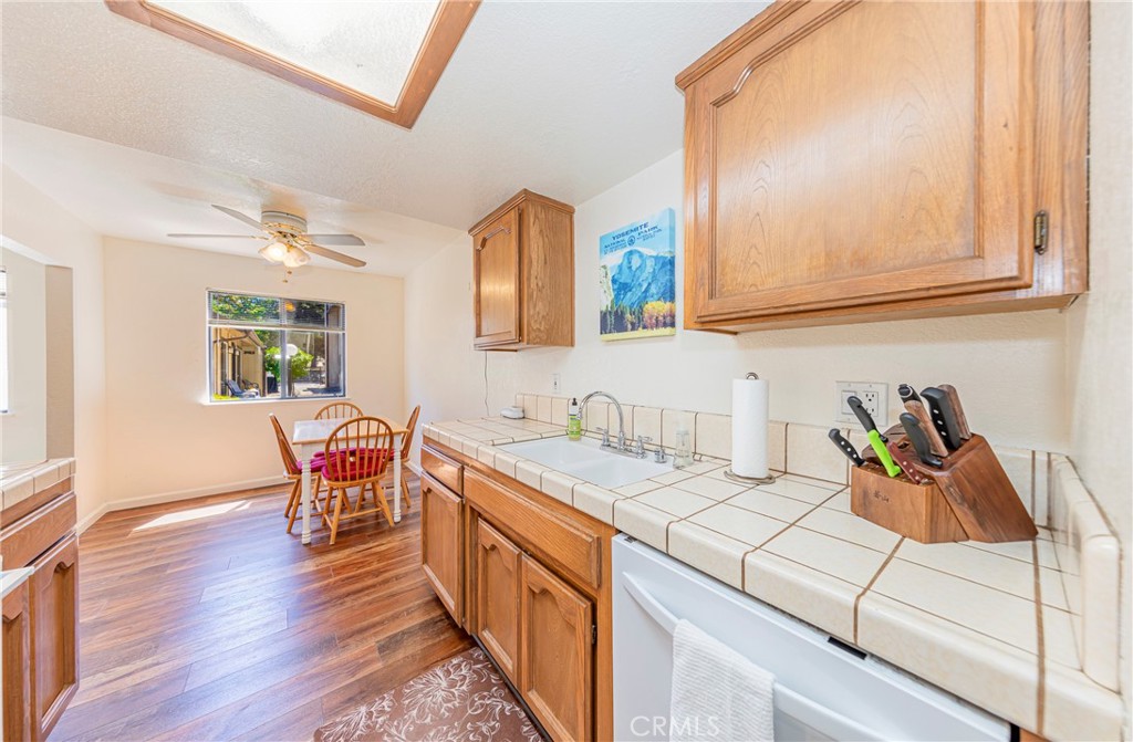 49400 River Park Rd #37, Oakhurst, CA 93644