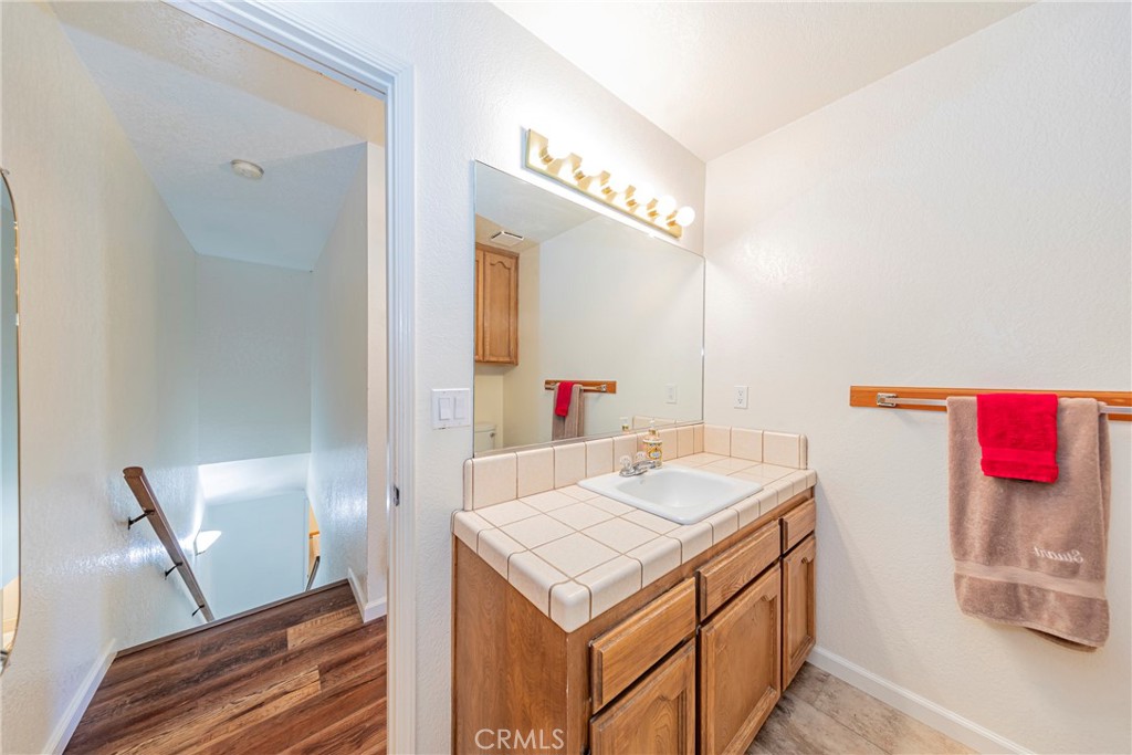 49400 River Park Rd #37, Oakhurst, CA 93644