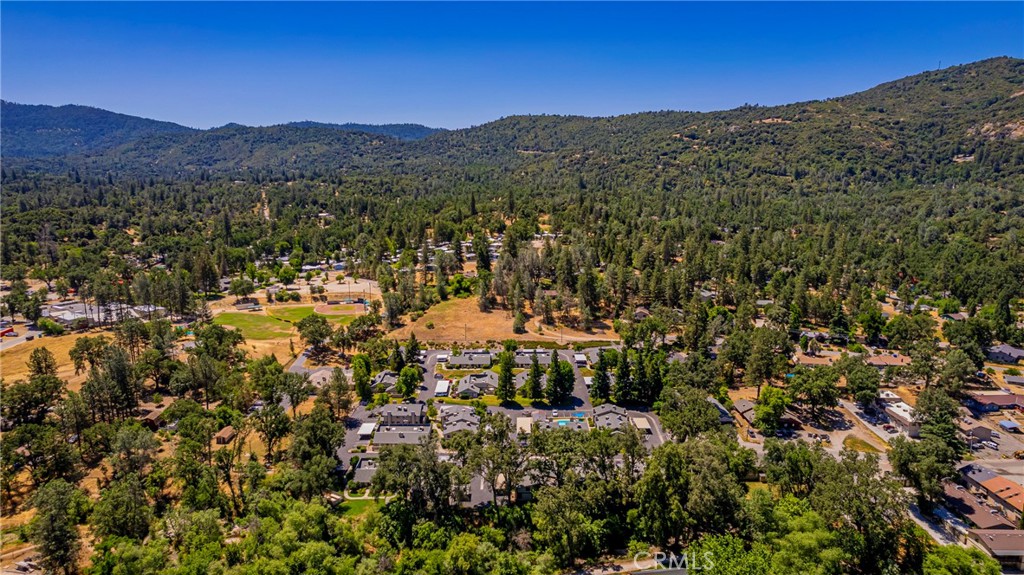 49400 River Park Rd #37, Oakhurst, CA 93644