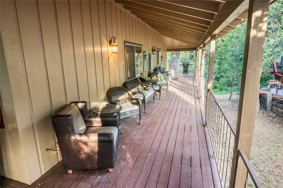 52854 Balsam Dr, Oakhurst, CA 93644