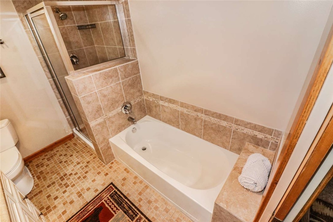 52854 Balsam Dr, Oakhurst, CA 93644