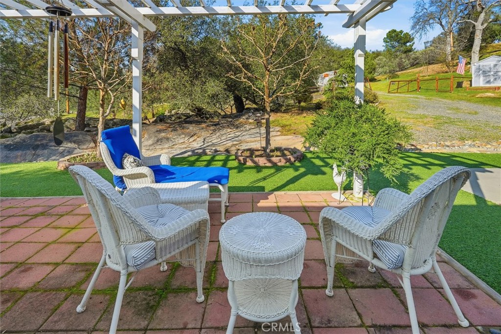 41322 Long Hollow Dr, Coarsegold, CA 93614