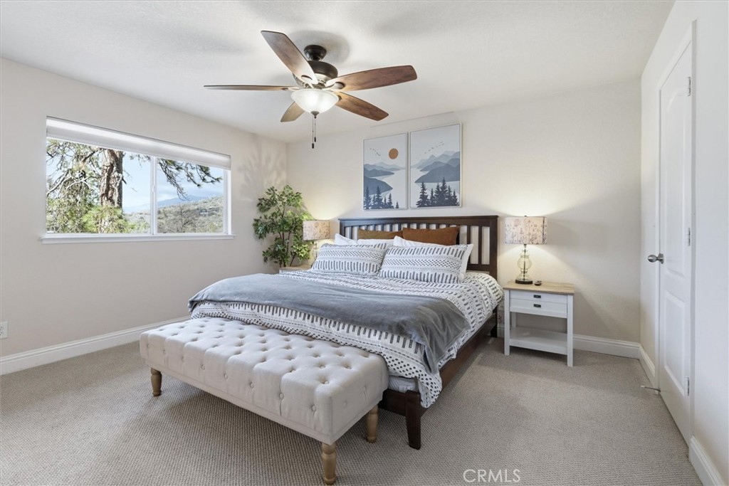 50047 Hangtree, Oakhurst, CA 93644