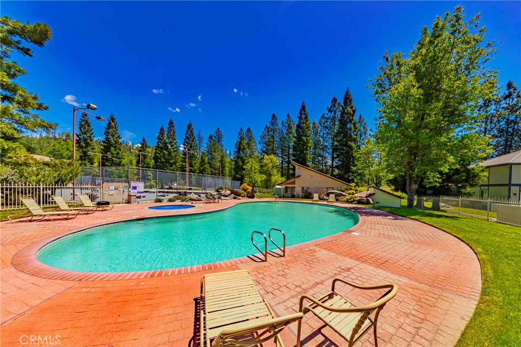 40333 Road 222 #102, Bass Lake, CA 93604