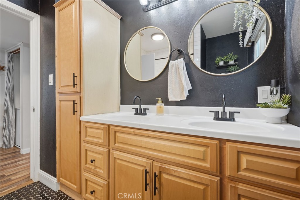 701 Nevada, Kingsburg, CA 93631