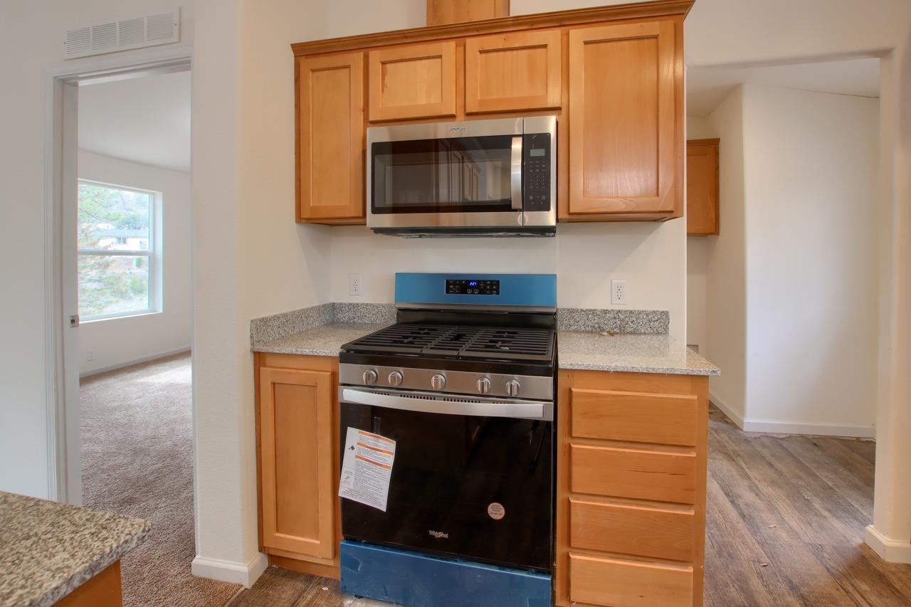 43555 hwy 41 #54, Oakhurst, CA 93644