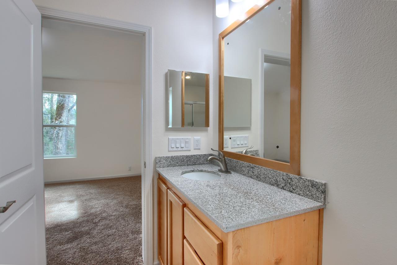 43555 hwy 41 #54, Oakhurst, CA 93644