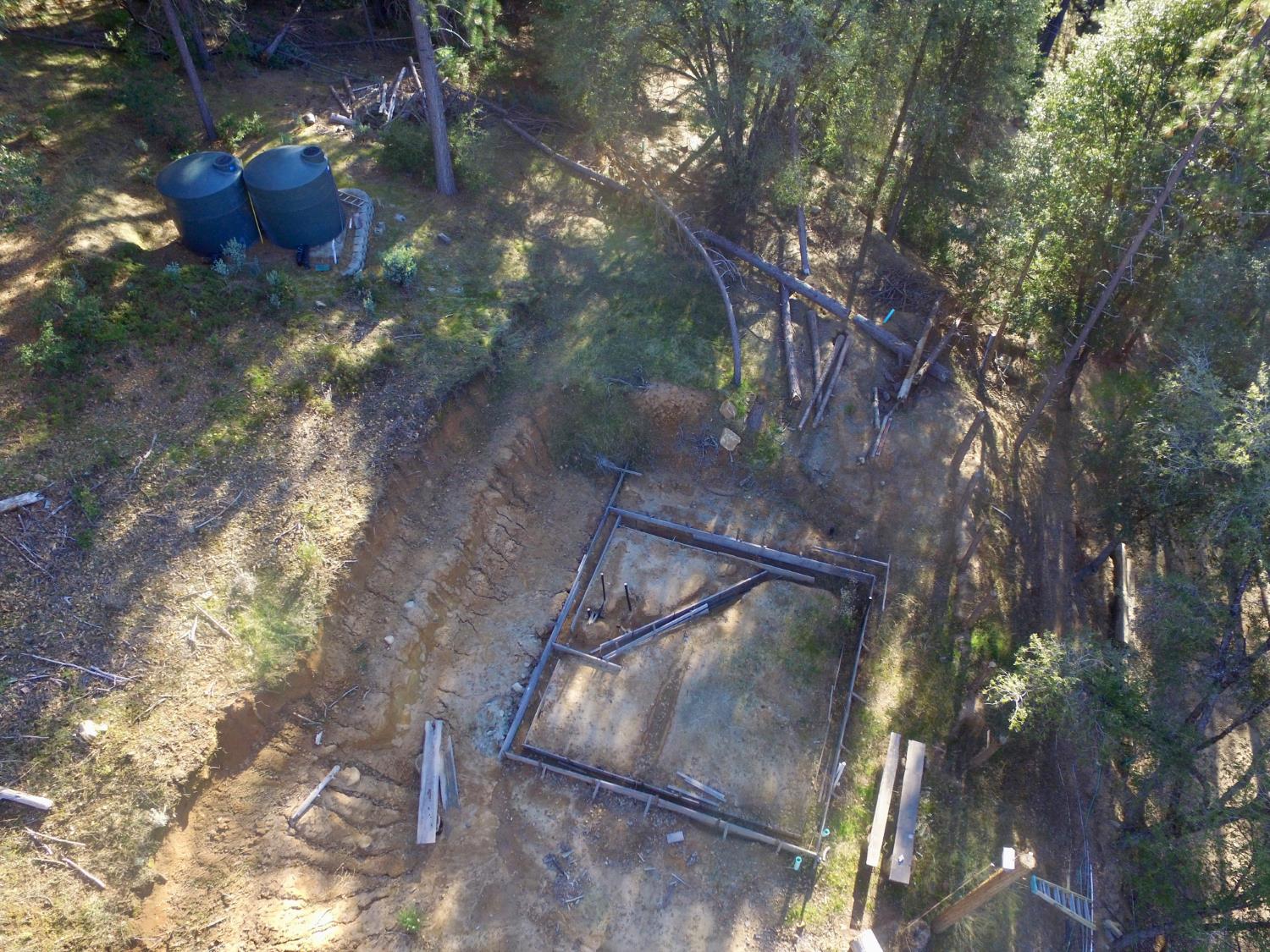 50963 Chu Ranch Rd, Oakhurst, CA 93644