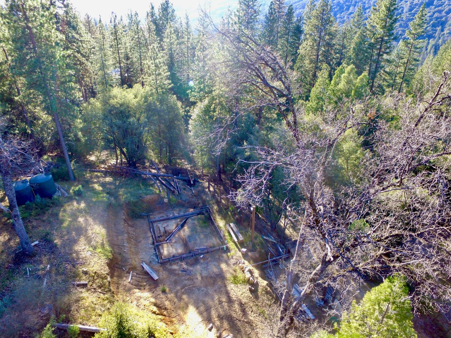 50963 Chu Ranch Rd, Oakhurst, CA 93644