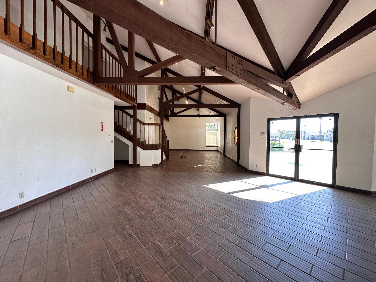 1205 11Th St, Reedley, CA 93654