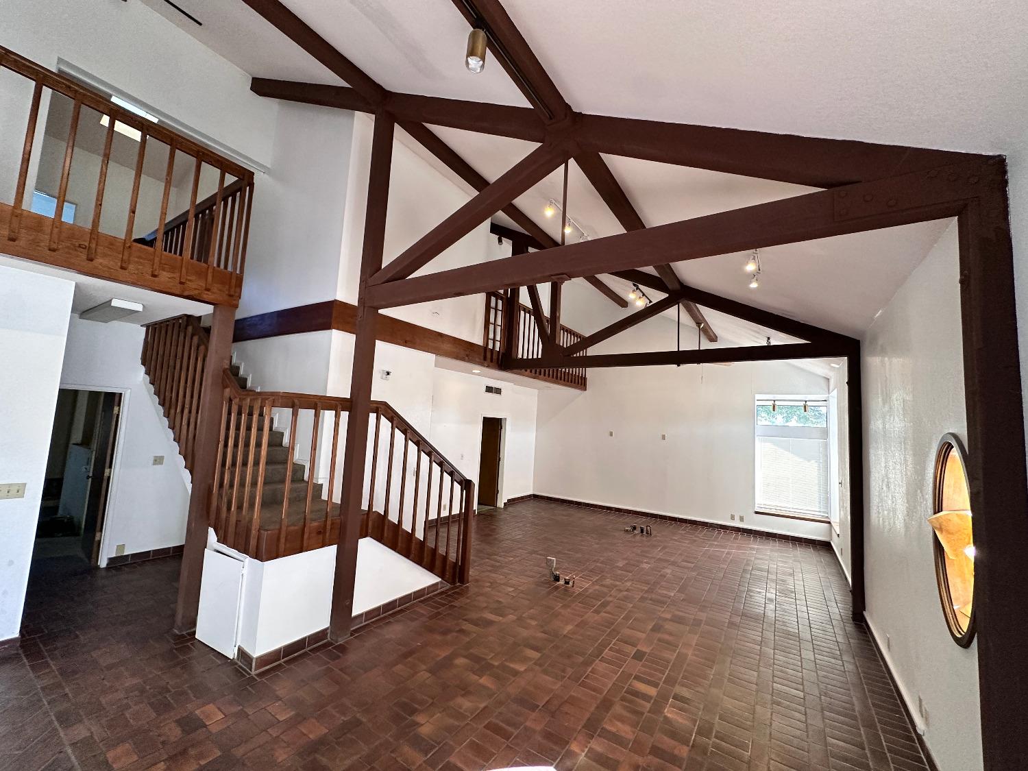 1205 11Th St, Reedley, CA 93654