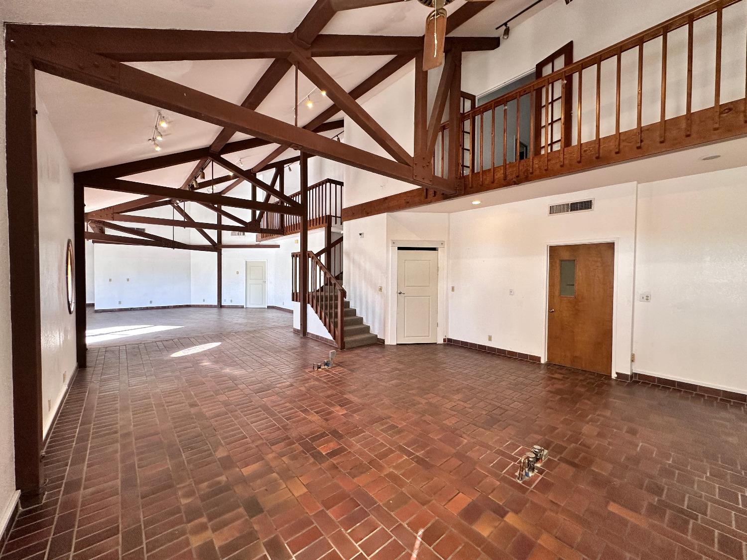 1205 11Th St, Reedley, CA 93654