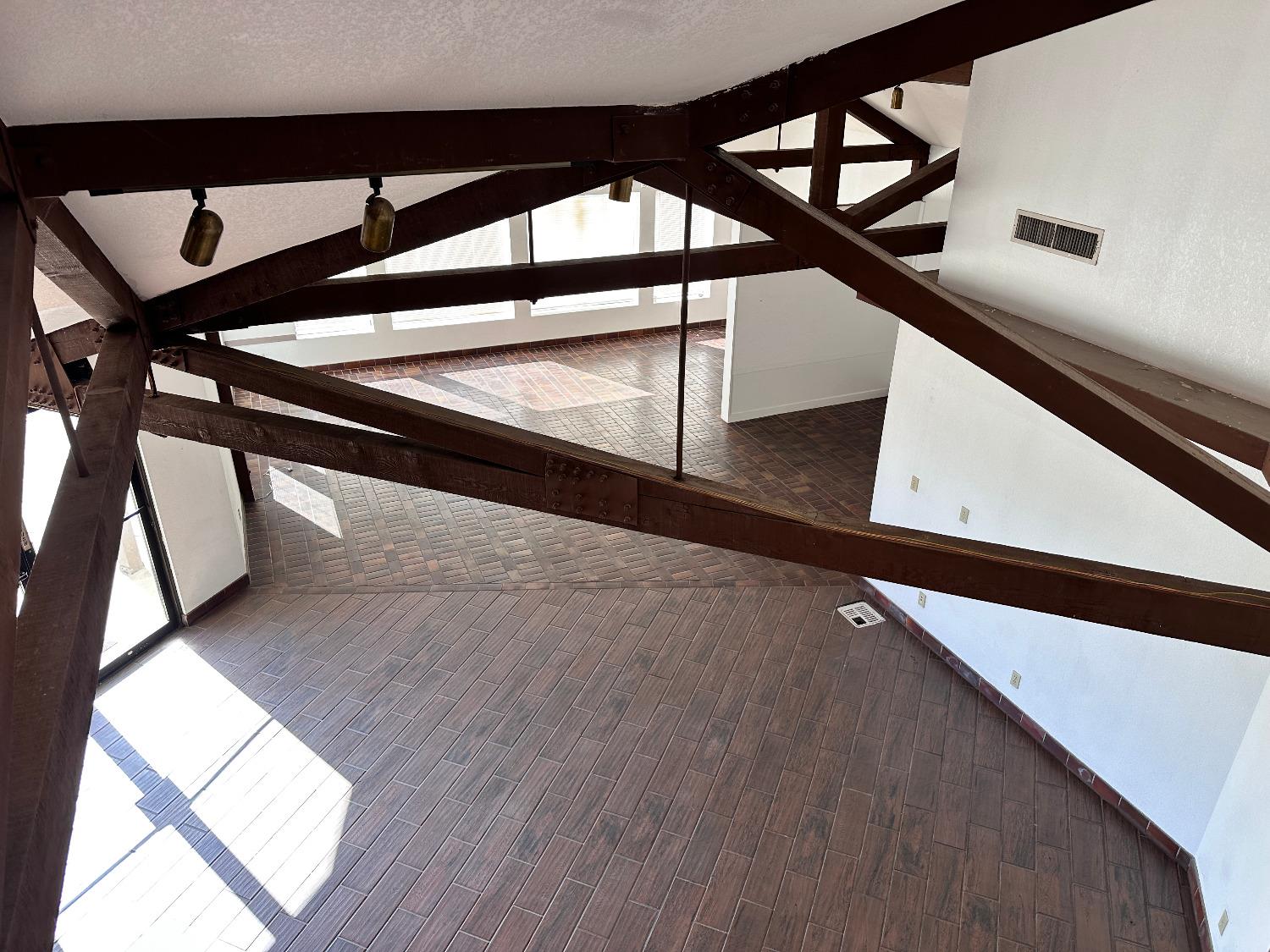 1205 11Th St, Reedley, CA 93654