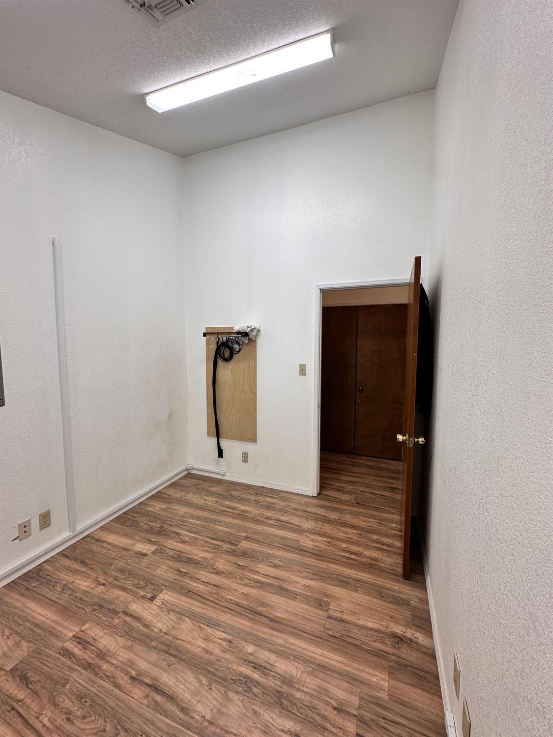 1205 11Th St, Reedley, CA 93654