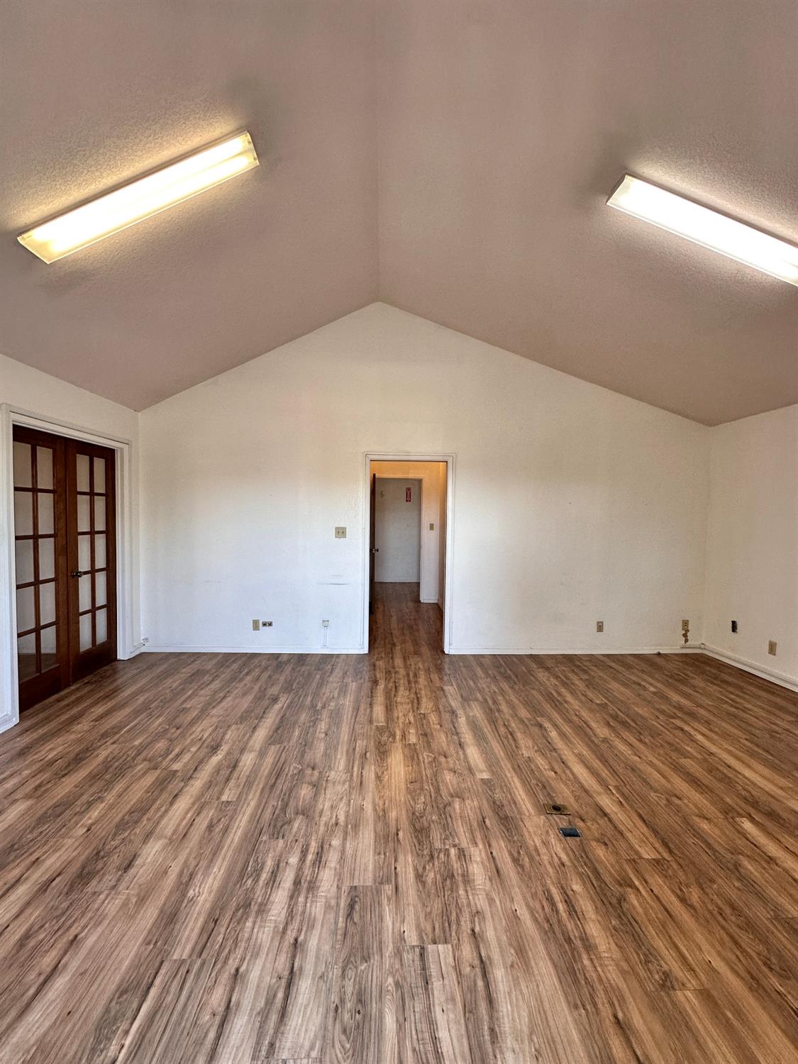 1205 11Th St, Reedley, CA 93654