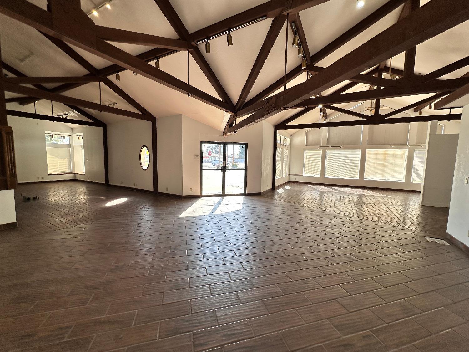 1205 11Th St, Reedley, CA 93654