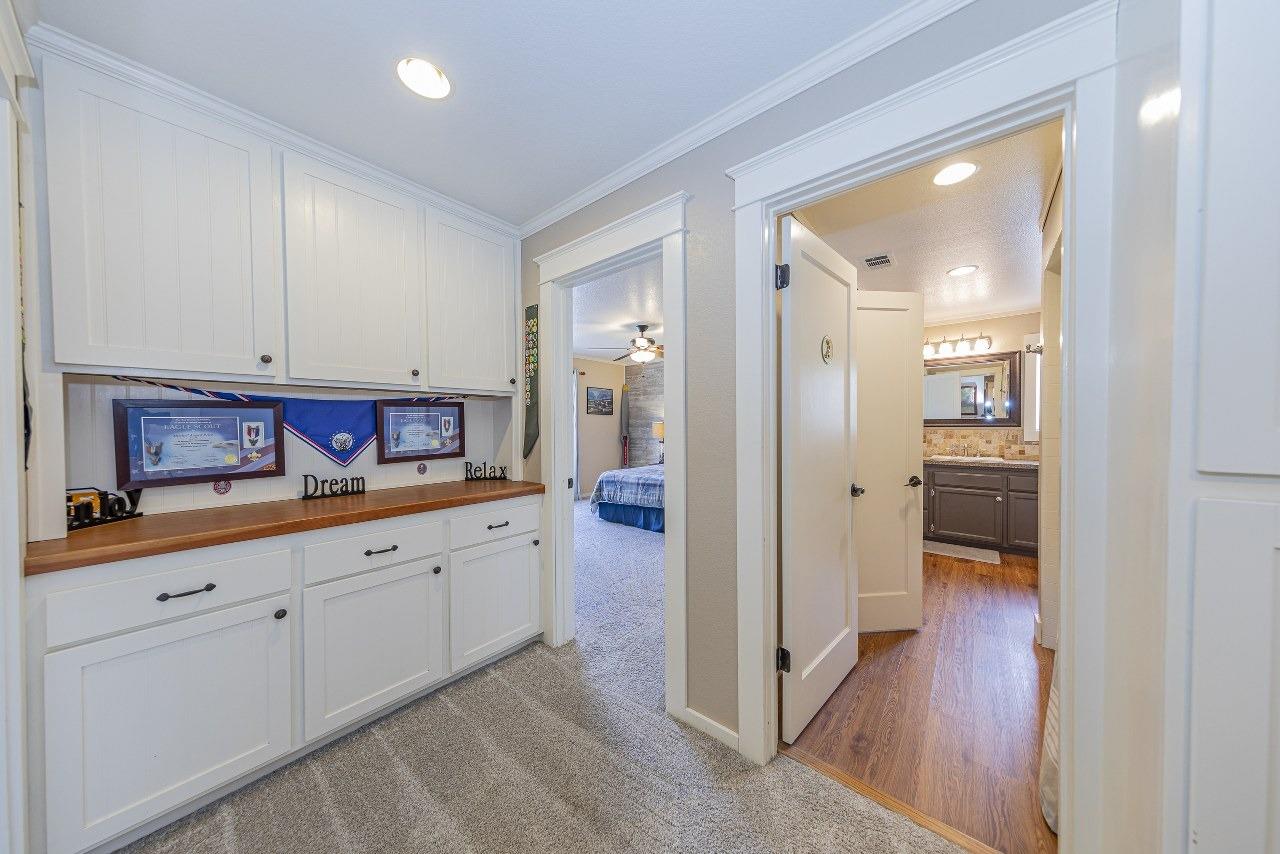 45344 S Oakview Dr, Oakhurst, CA 93644