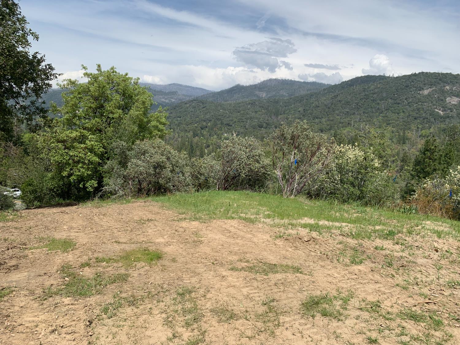 3 Road 222, Oakhurst, CA 93644