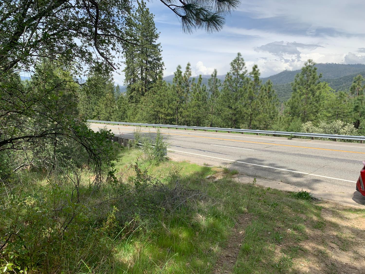 3 Road 222, Oakhurst, CA 93644