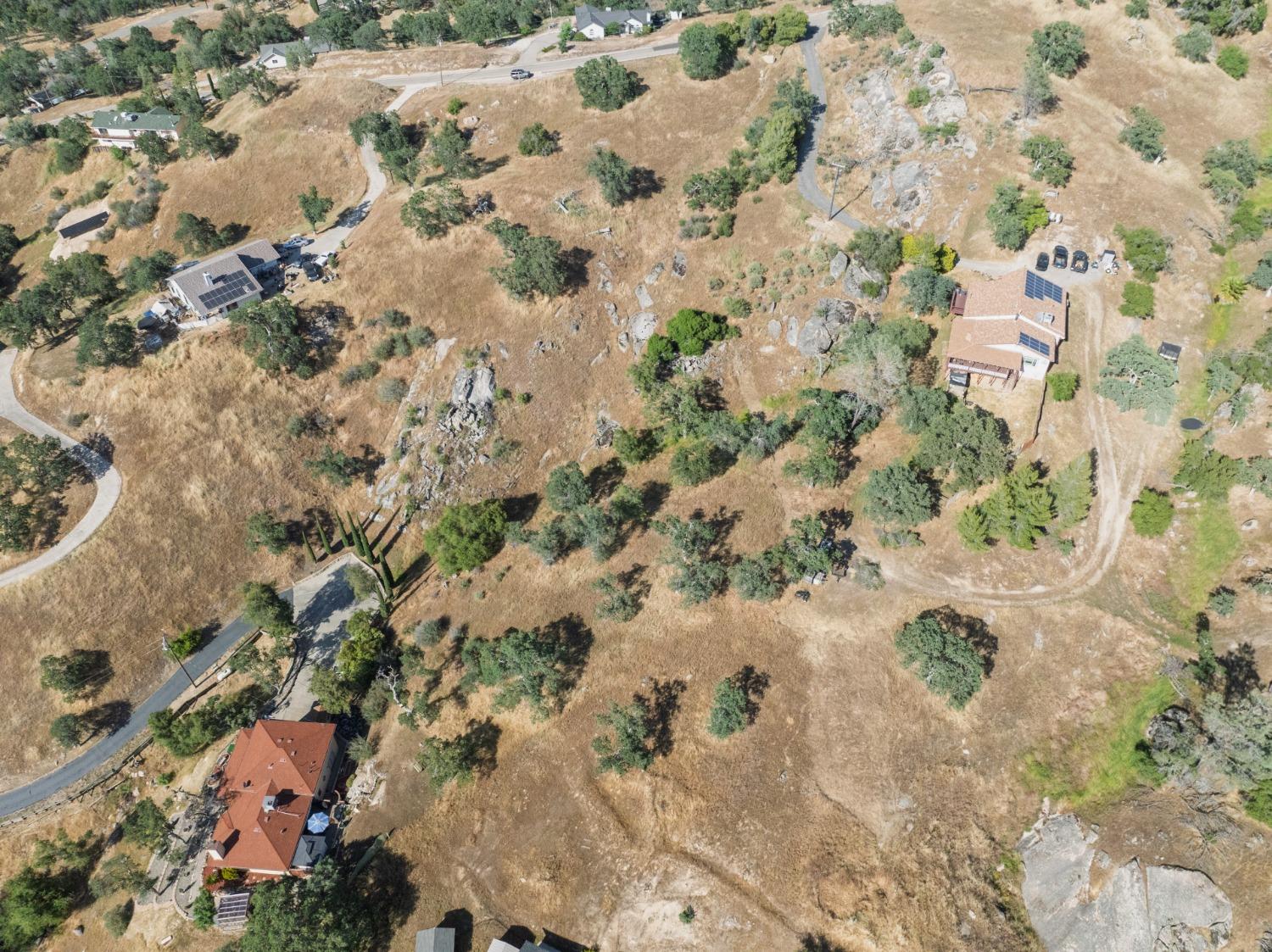 39854 Lilley Mountain Dr, Coarsegold, CA 93614