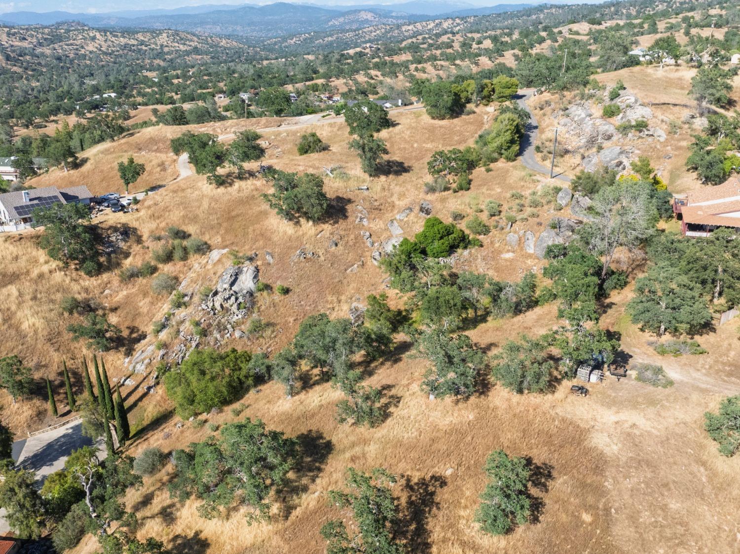39854 Lilley Mountain Dr, Coarsegold, CA 93614