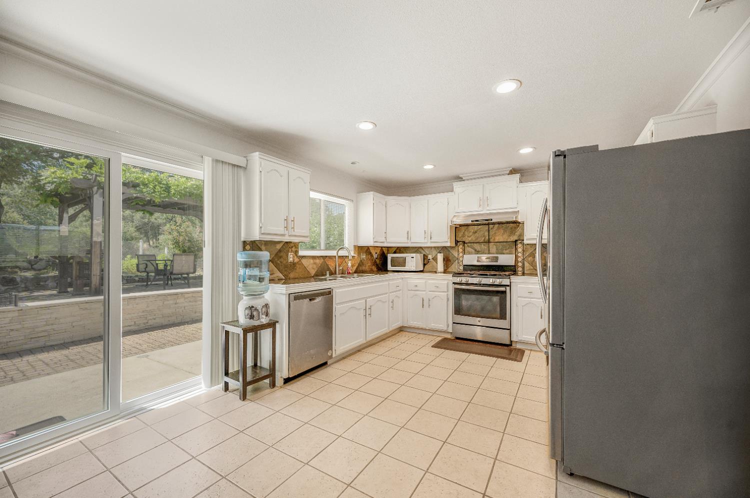 44719 Savage Rd, Coarsegold, CA 93614