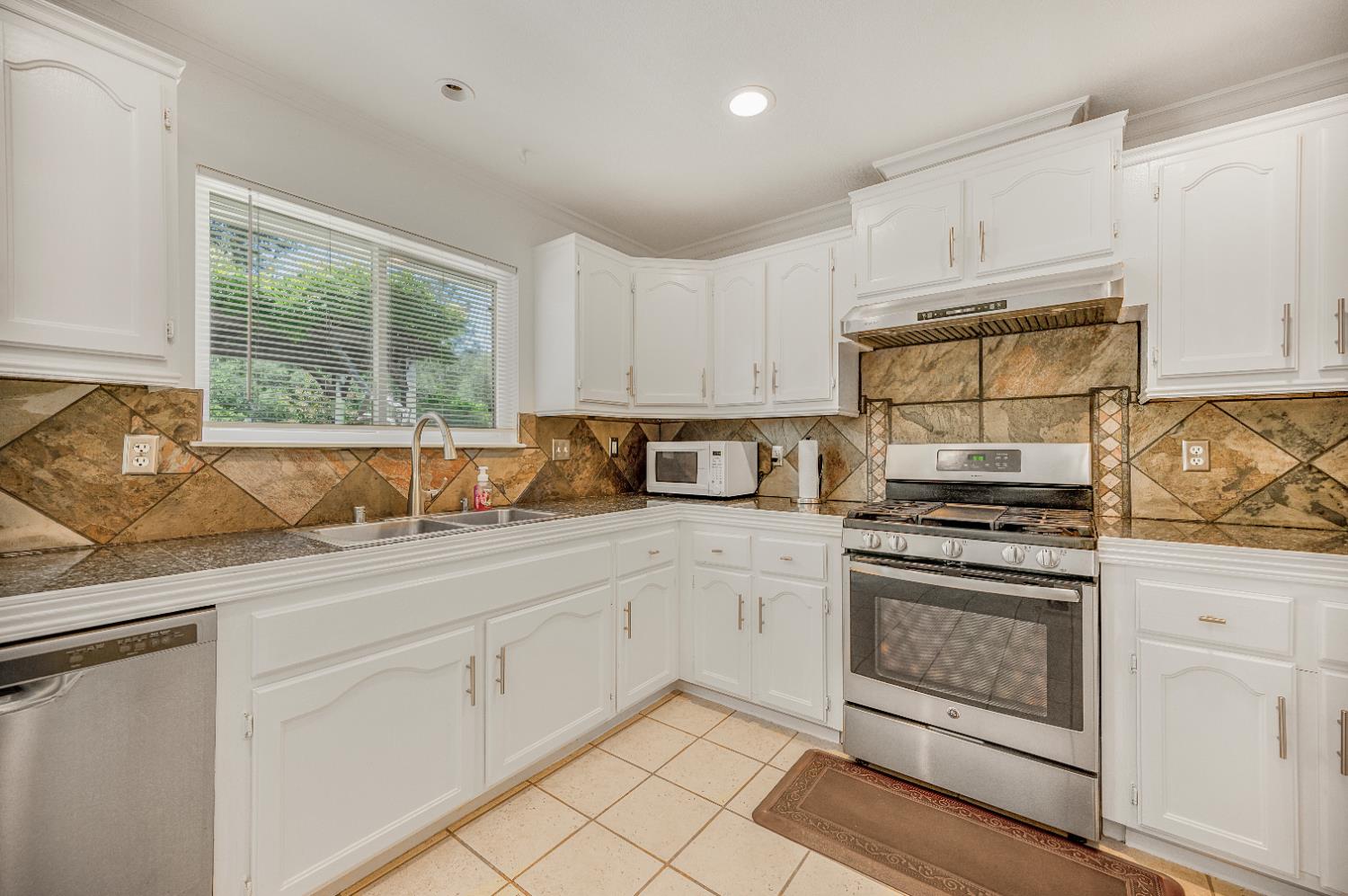 44719 Savage Rd, Coarsegold, CA 93614