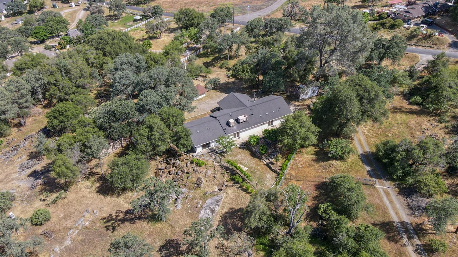 44719 Savage Rd, Coarsegold, CA 93614