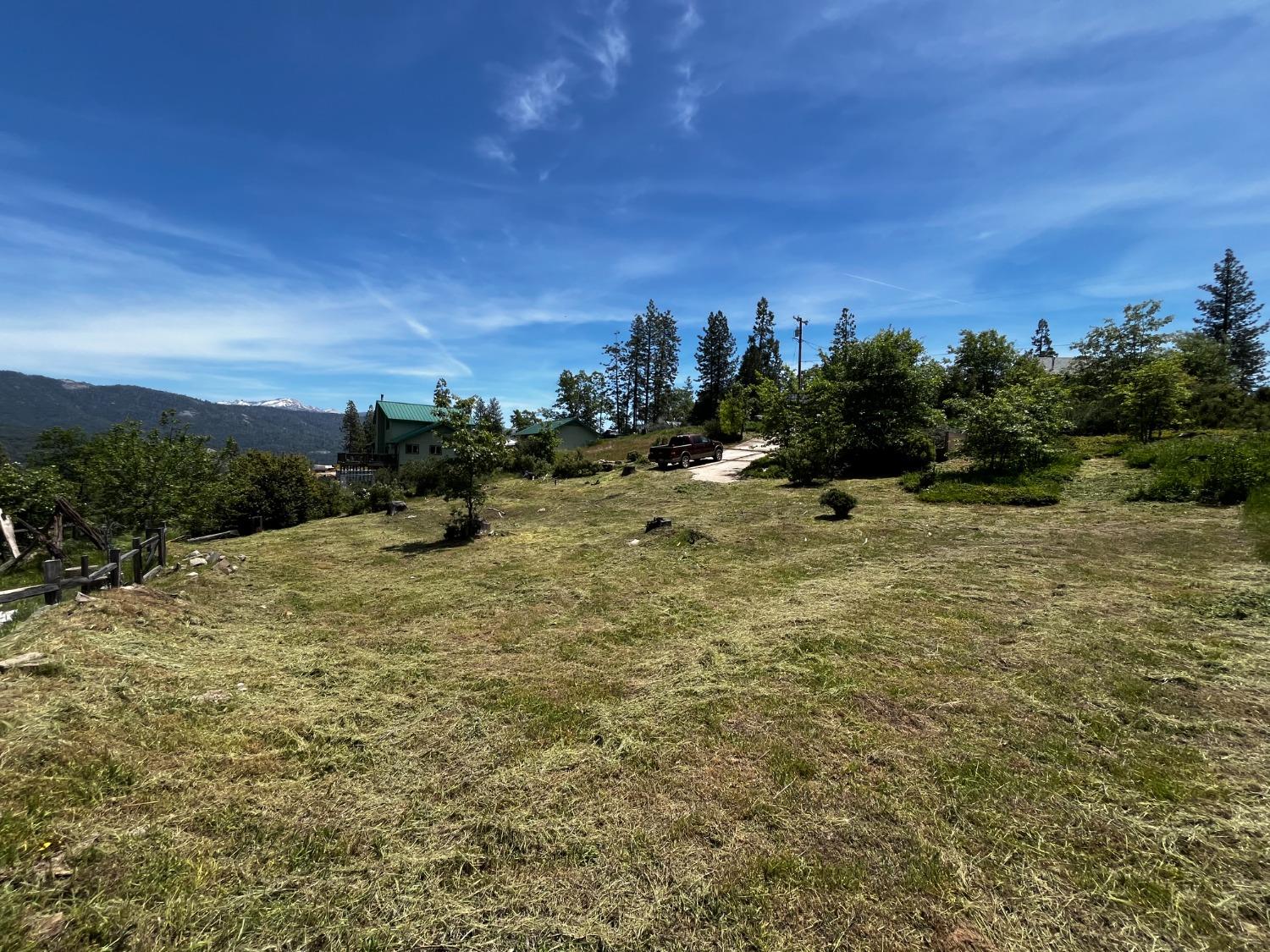 52861 Cedar Dr, Oakhurst, CA 93644