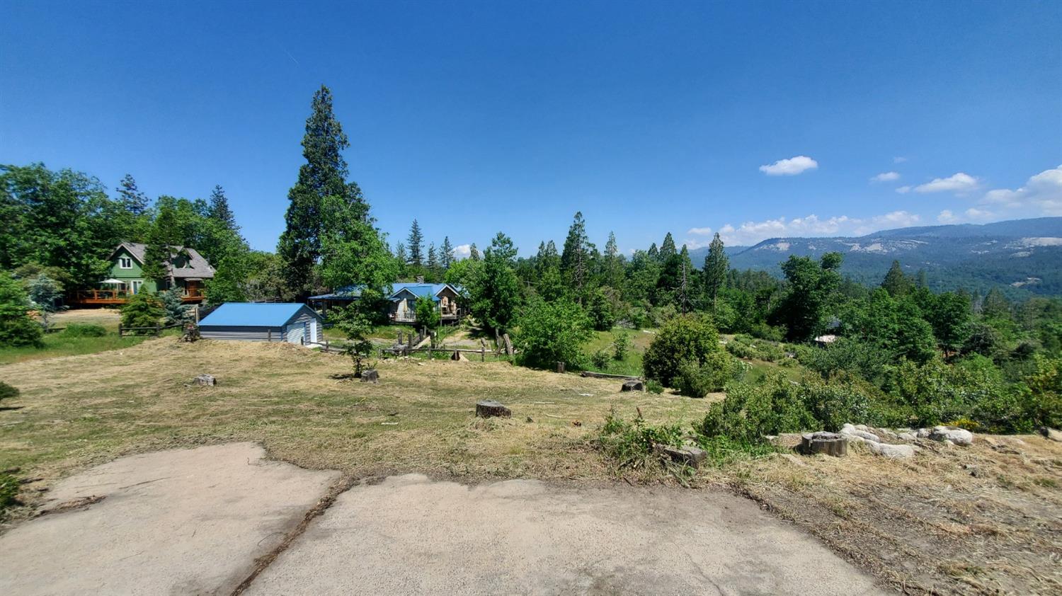 52861 Cedar Dr, Oakhurst, CA 93644