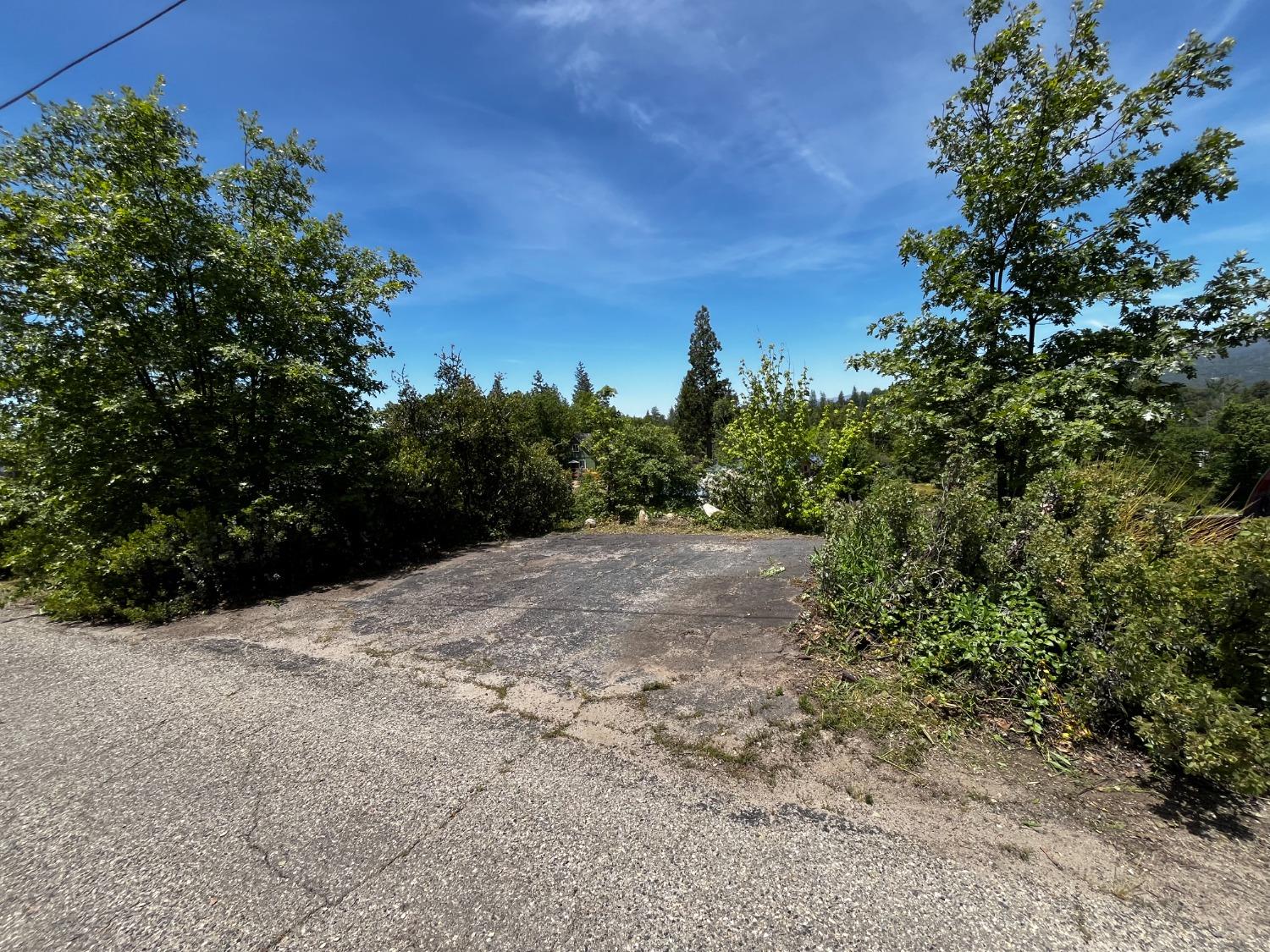 52861 Cedar Dr, Oakhurst, CA 93644