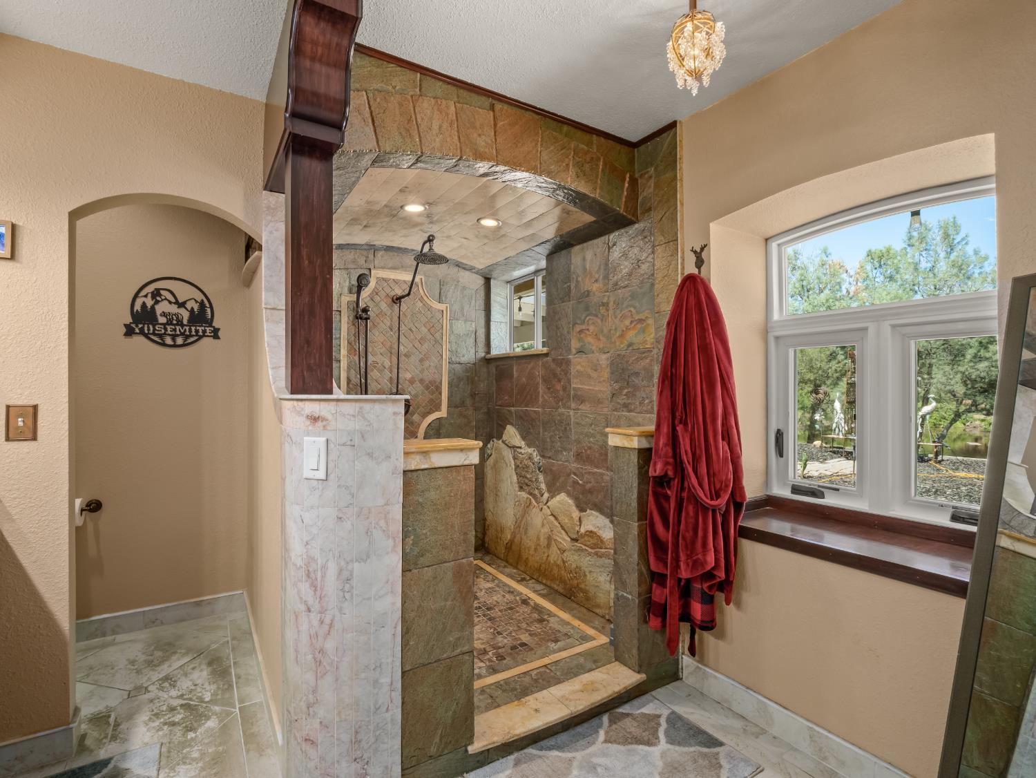 28899 Limestone Way, Coarsegold, CA 93614