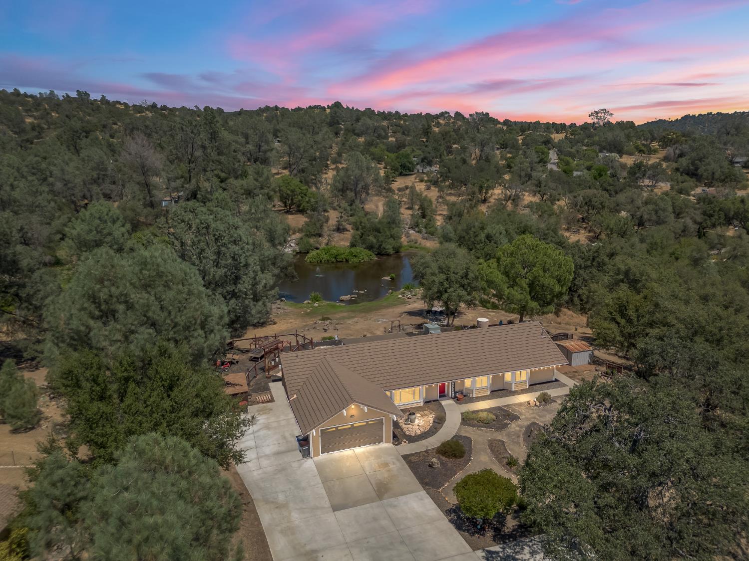 28899 Limestone Way, Coarsegold, CA 93614