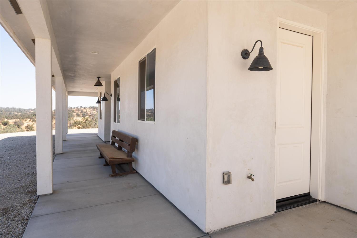 28022 Yosemite Springs Pkwy, Coarsegold, CA 93614