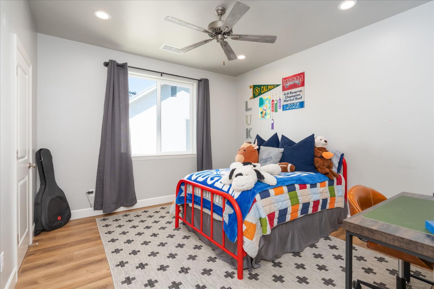 28022 Yosemite Springs Pkwy, Coarsegold, CA 93614