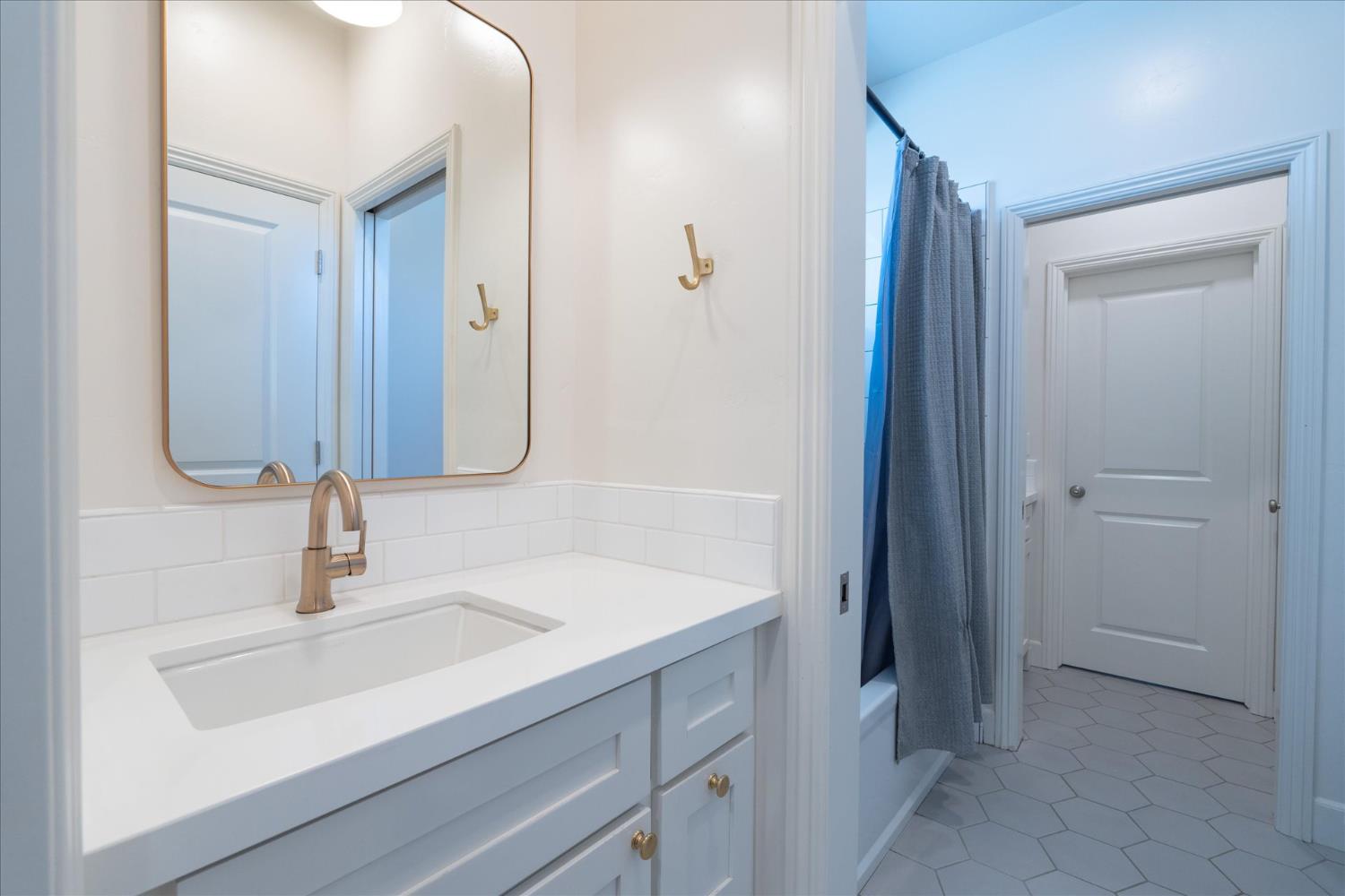 28022 Yosemite Springs Pkwy, Coarsegold, CA 93614