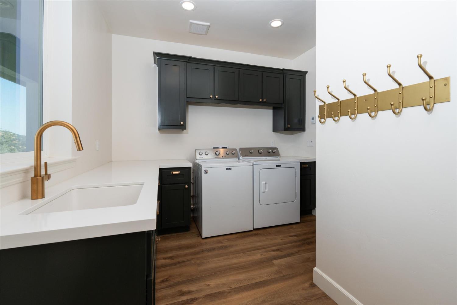 28022 Yosemite Springs Pkwy, Coarsegold, CA 93614