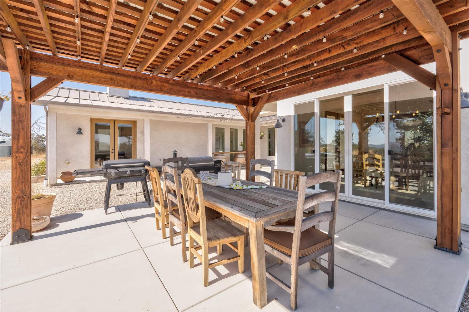 28022 Yosemite Springs Pkwy, Coarsegold, CA 93614