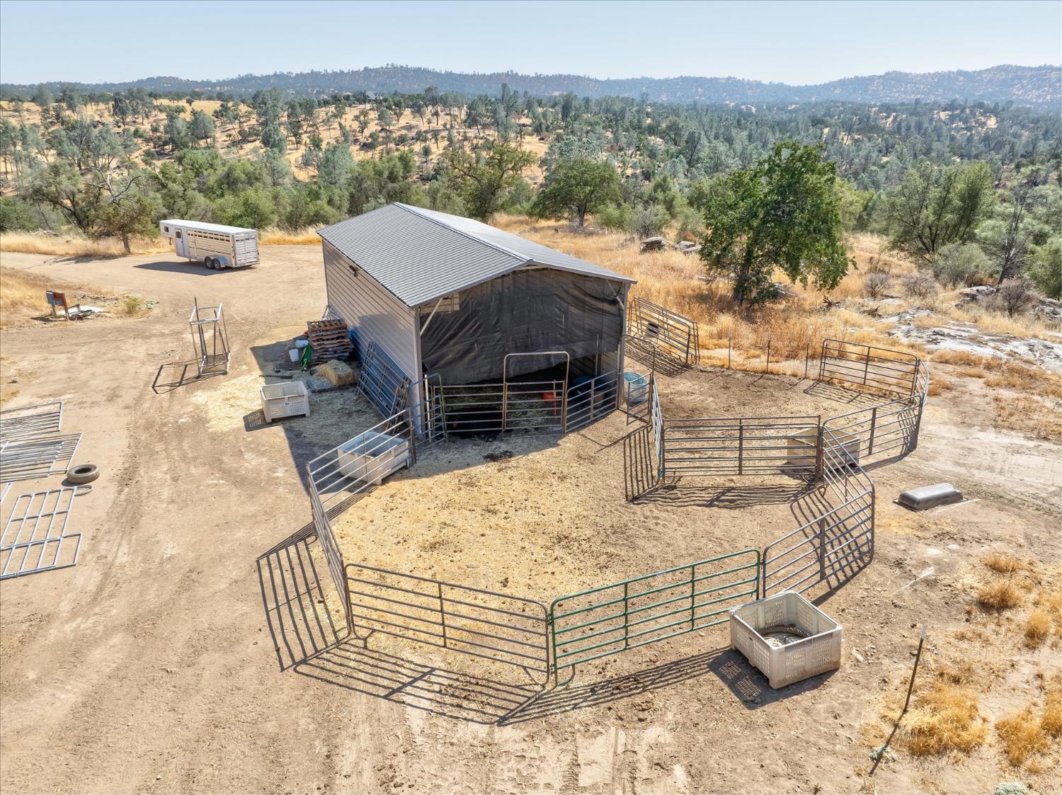28022 Yosemite Springs Pkwy, Coarsegold, CA 93614