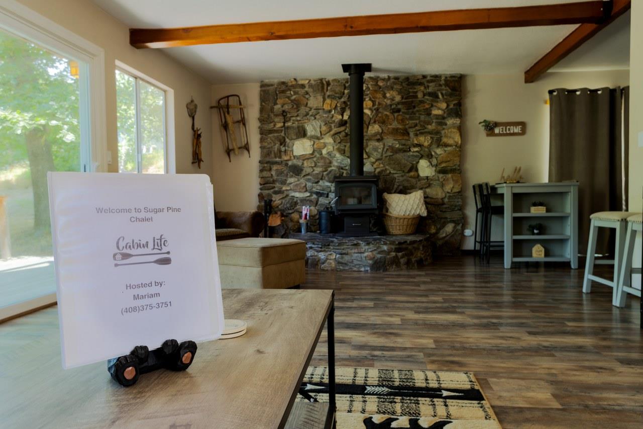 43149 W Sugar Pine Dr, Oakhurst, CA 93644