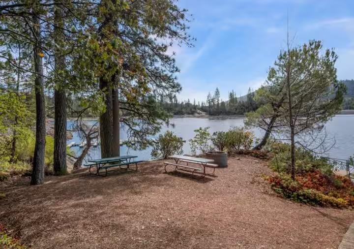 56406 Marina View Way, Bass Lake, CA 93604