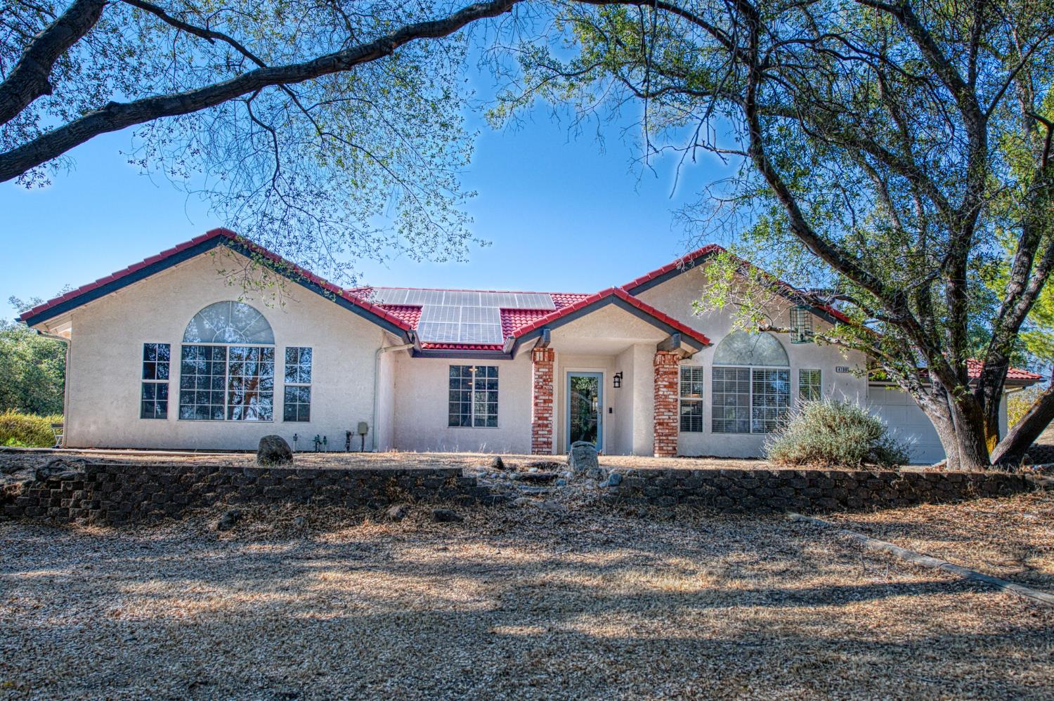 41981 Wild Horse Ct, Coarsegold, CA 93614