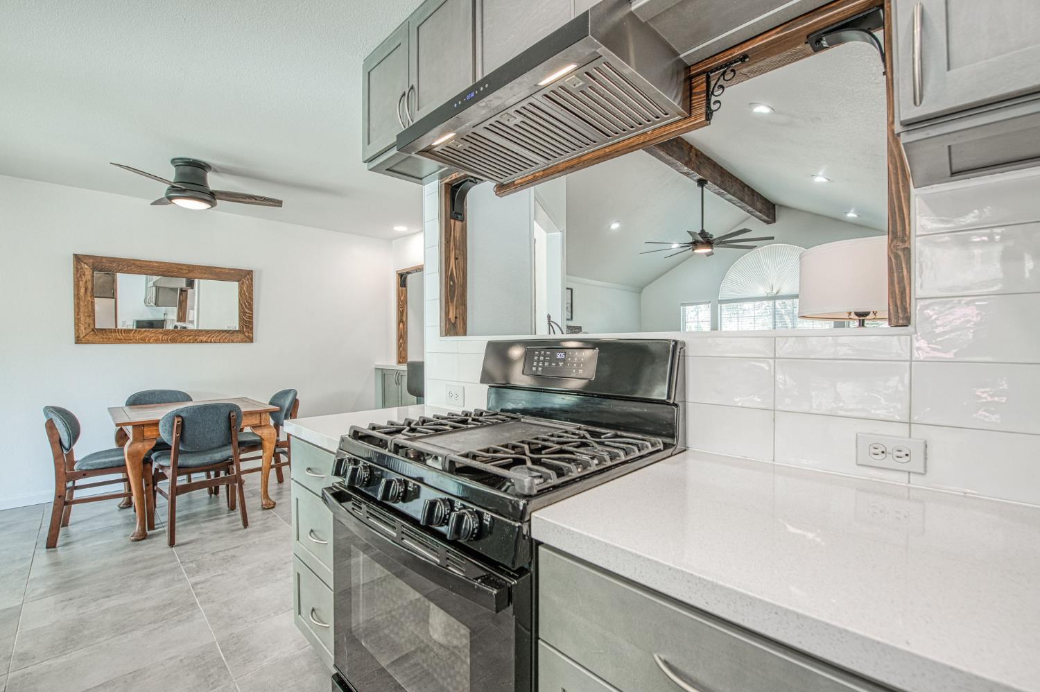 41981 Wild Horse Ct, Coarsegold, CA 93614