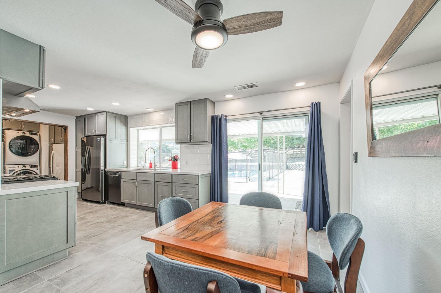 41981 Wild Horse Ct, Coarsegold, CA 93614