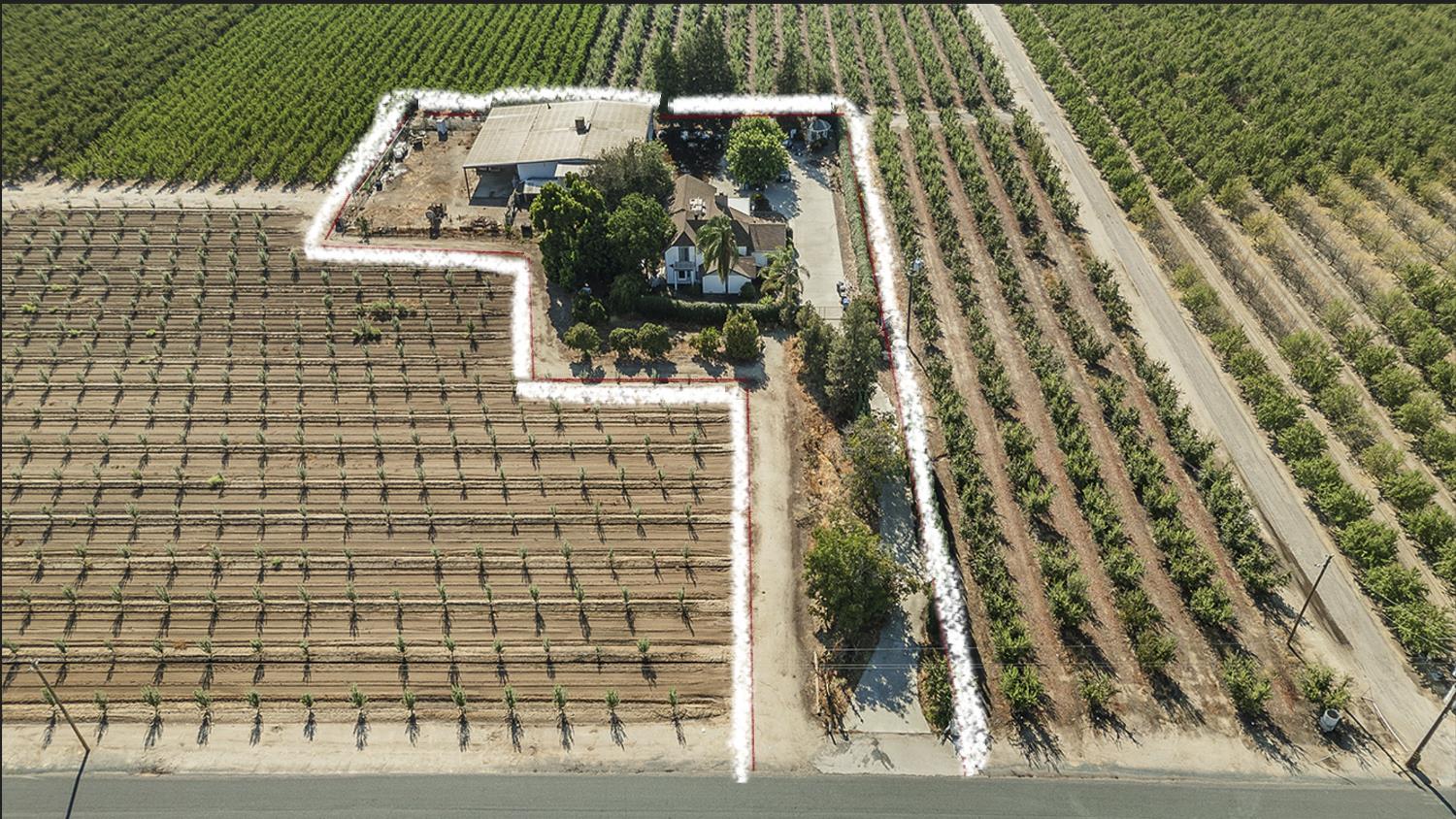 41179 Road 52, Reedley, CA 93654